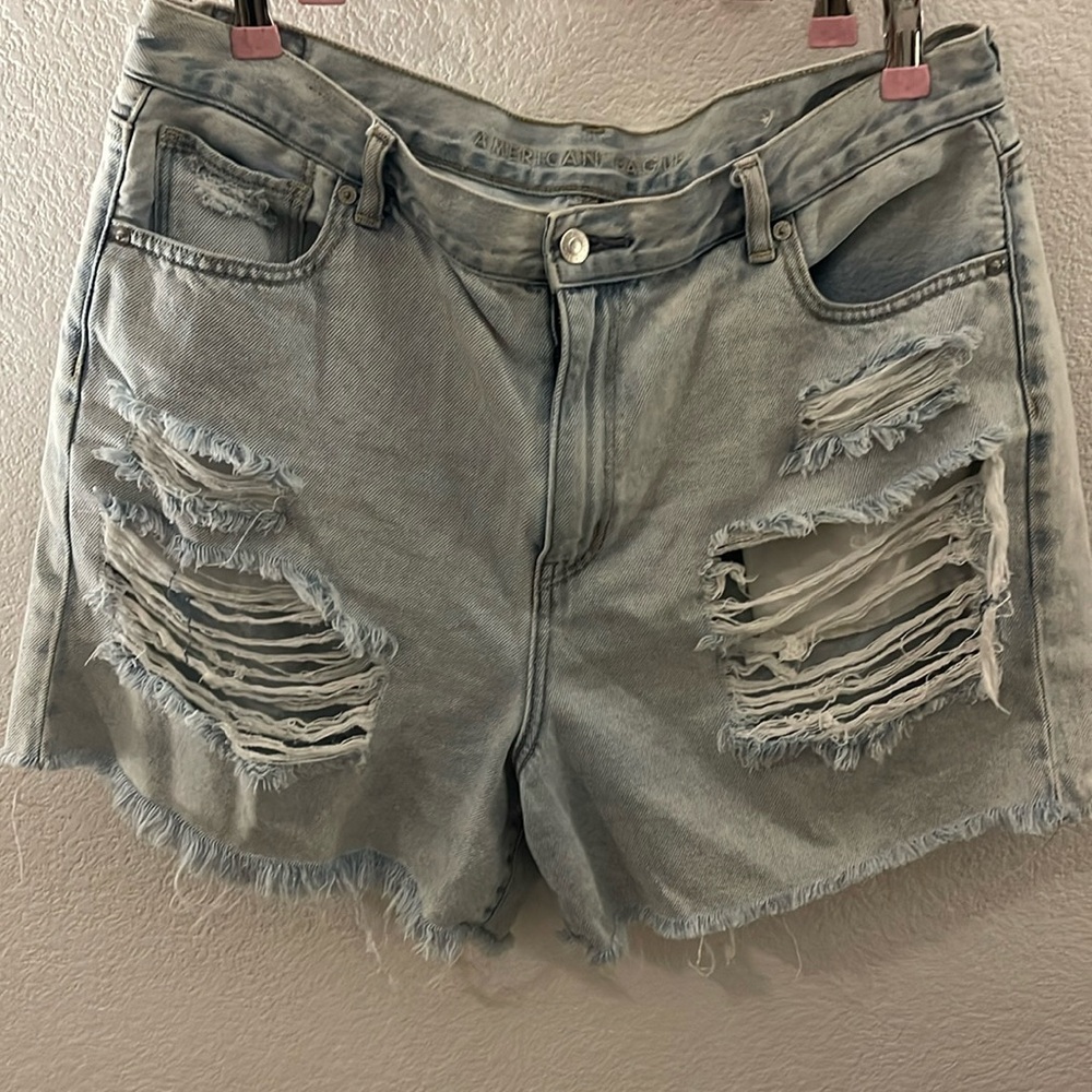 Woman’s American Eagle Jean Shorts